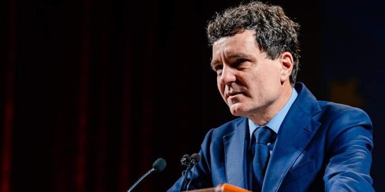 Președintele Nicușor susține reformele: ”Trebuie să plătim integral datoria externă!”