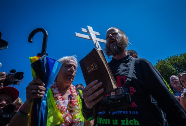 Politicienii din cel puțin 51 de țări au folosit retorica anti-LGBTQ+ în timpul alegerilor / Intensificarea discriminării, mână în mână cu ascensiunea autoritarismului