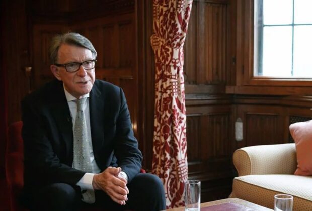 Ambasadorul britanic la Washington, demis cu scandal chiar înaintea vizitei lui Trump. Legăturile sale cu Jeffrey Epstein ar putea dinamita relaţiile cu SUA