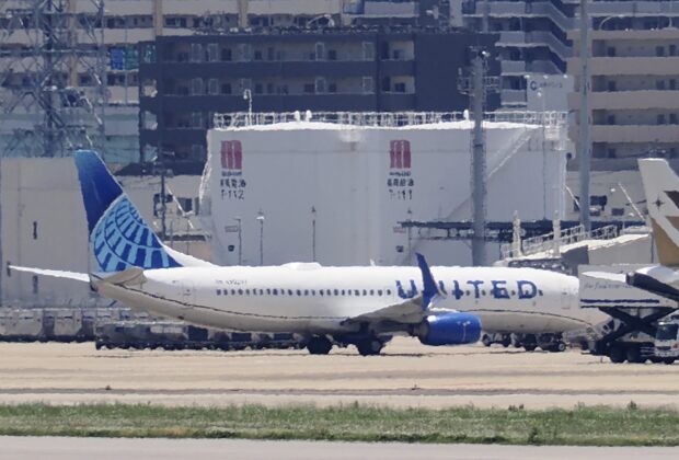 Un avion Boeing 737 a aterizat de urgență în Japonia după ce la bord a fost semnalat un incendiu