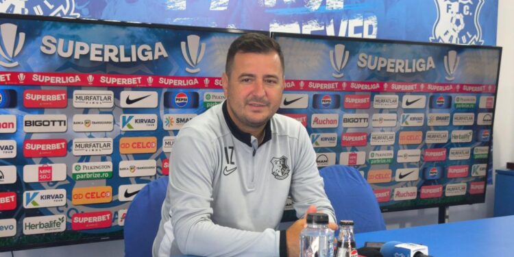 Ianis Zicu, înainte de Universitatea Craiova -30 de ani”