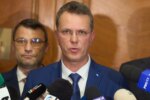 Va demisiona Ilie Bolojan în cazul în care CCR respinge Pachetul 2? Ionuț Moșteanu (USR) face scut și respinge ideea unui guvern tehnocrat: ‘Nu are cine să-l înlocuiască’