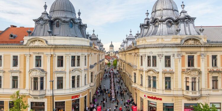 Val de reacții după ce o femeie a fost agresată verbal în Cluj pentru că vorbea în maghiară la telefon