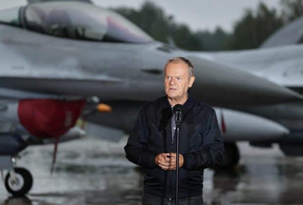 Dronă surprinsă deasupra clădirilor guvernamentale din Varșovia. Anunțul lui Tusk, la doar câteva zile după incursiunea rusească în Polonia