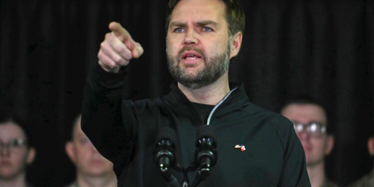 JD Vance: „Când cineva celebrează moartea lui Kirk, confruntați-l. Sunați-i și șeful”