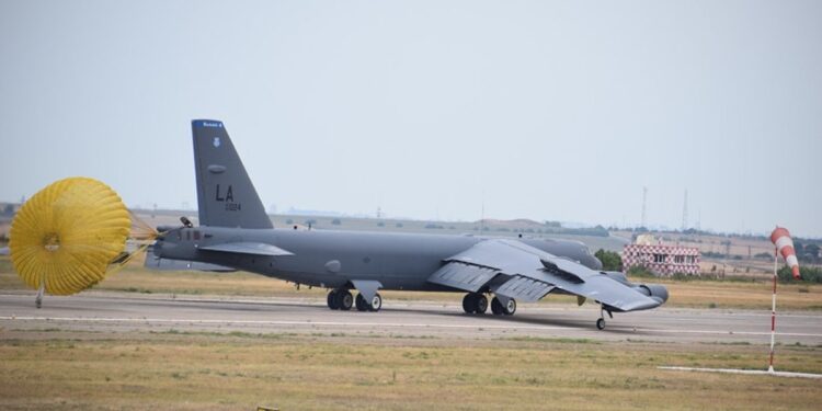 Nicușor Dan a informat Parlamentul în legătură cu prezența unor mijloace militare ale SUA pe teritoriul României