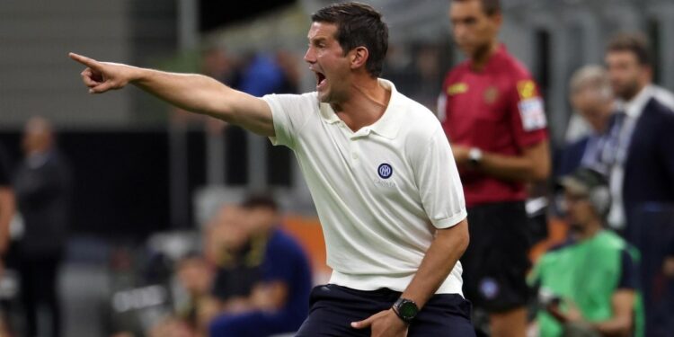 Liga Campionilor: Ajax Amsterdam -ar putea ruina viitorul lui Chivu