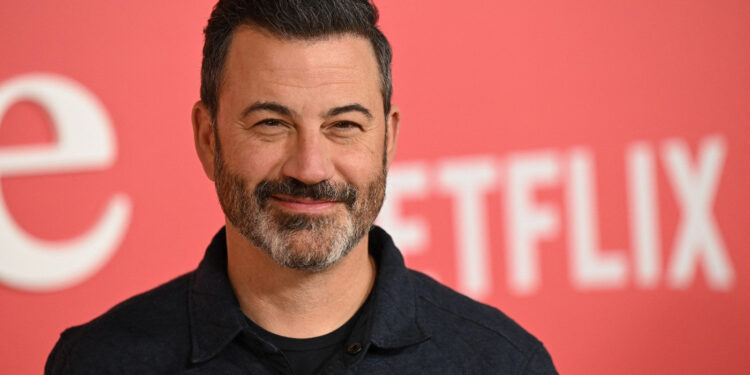 VIDEO Ce a spus mai exact Jimmy Kimmel în emisiunea care l-a scos din emisie. Nu doar o remarcă despre moartea lui Kirk, dar și o glumă despre Donald Trump