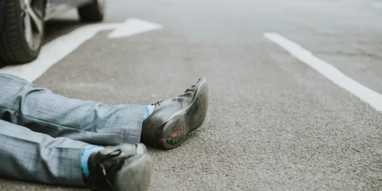 Moarte pe contrasens: beată și fără permis, o șoferiță a ucis un bărbat și a fugit de poliție