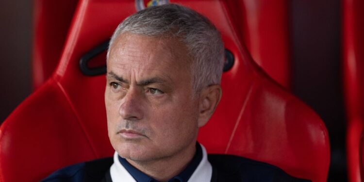 Jose Mourinho a bătut palma cu Benfica! Ce salariu va încasa la noua sa echipă