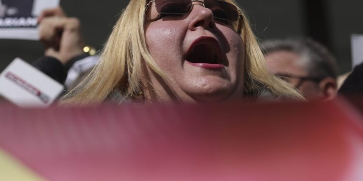 Diana Șoșoacă, chemată marți la Parchetul General. Este acuzată de propagandă legionară, lipsire de libertate și alte infracțiuni / Mesajul transmis de partid