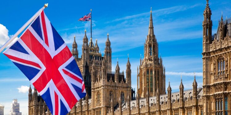De ce Marea Britanie „a devenit neatractivă” după Brexit. Ce spun studenții și tinerii profesioniști români