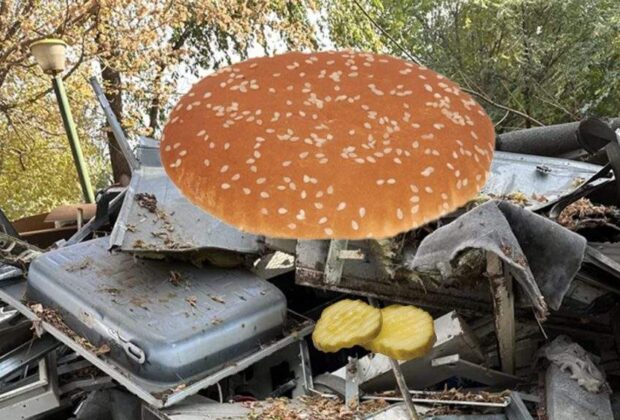 Mai valoros decât burgerul cu foiţă de aur! A apărut burgerul cu 60 de kg de fier vechi