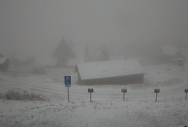 VIDEO. Ninge ca-n povești în câteva localități și zone montane din România