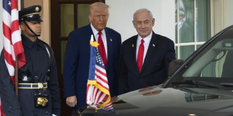Trump se întâlnește cu Netanyahu. Discuții cruciale privind pacea în Gaza