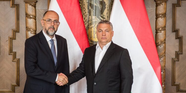 Pericolele dependenței maghiarilor din România față de propaganda lui Viktor Orban (și a Rusiei)