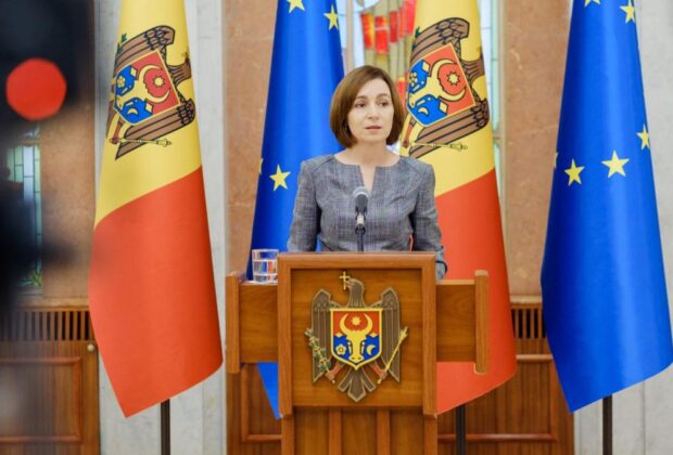 Ce cadouri de protocol a primit Maia Sandu: Cel mai scump dar a fost de la Macron. Cu ce a venit România