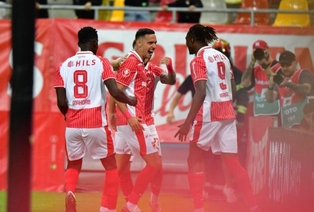 Antrenorul din Superligă o vede pe Dinamo campioană, dar cu o singură condiție: „N-au multe opțiuni”