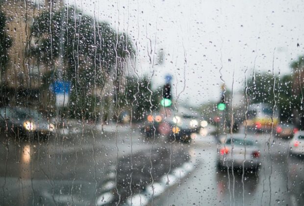 Cod roșu de furtuni în Bulgaria! Trei morți și mii de evacuați pe litoralul Mării Negre: orașele se pregătesc pentru noi inundații