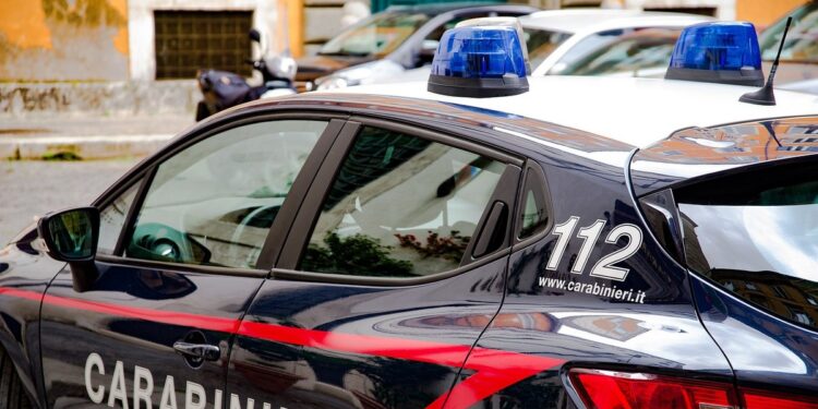 Un român arestat în Italia după ce a furat bacșișuri din două hoteluri