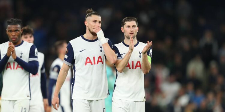 Probleme mari! Fundașul lui Tottenham s-a accidentat din nou