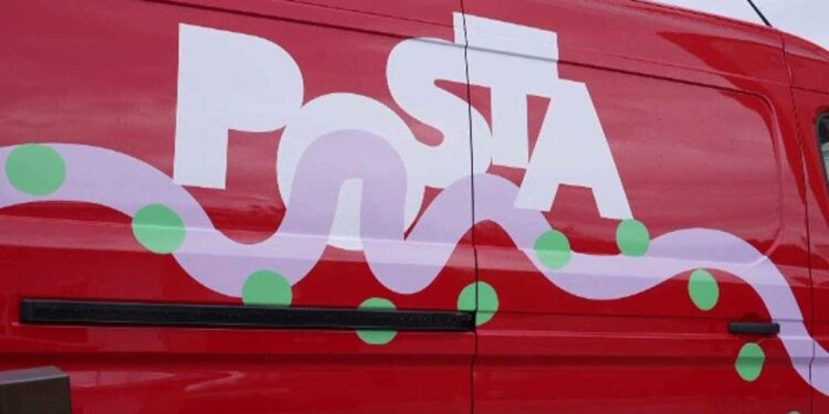 Hoţul celor 10 milioane de la Poştă, lăsat să păstreze banii: „Aţi văzut ce face Poşta cu ei!”