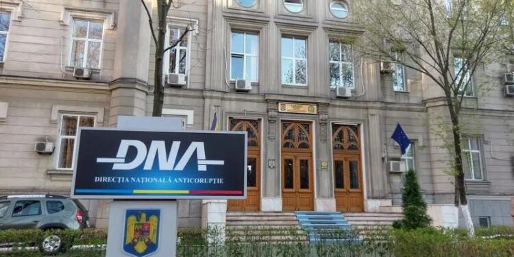 DNA a reținut patru administratori de firme de ride-sharing. Prejudiciu de zeci de milioane de lei, prin evaziune fiscală, acuză procurorii