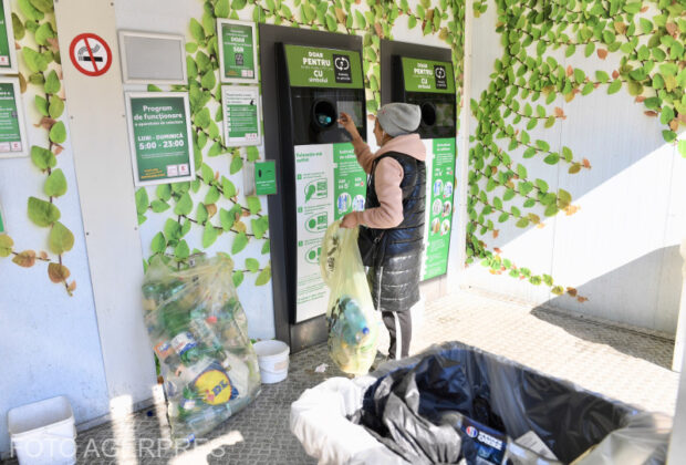 600 de milioane de sticle duse de către români, într-o lună, la automatele de colectare. Ținta următorilor ani 