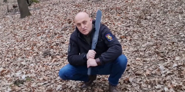 Procurorul general anunţă că se anchetează modul în care armamentul şi banii lui Horaţiu Potra au intrat în România: „Cu sprijinul probabil al unor funcţionari”