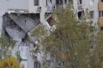 O locatară din blocul care a sărit în aer: Mie mi-a fost frică să aprind lumina să nu fie explozie, foloseam lanterna