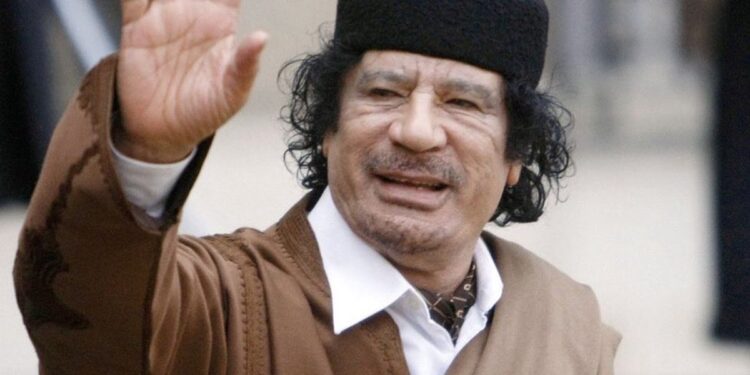 20 octombrie: 14 ani de la asasinarea dictatorului libian Muammar Gaddafi. A fost ucis de forțele rebele