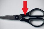 La ce folosesc zimții metalici dintre mânerele foarfecii de bucătărie? Oamenii sunt complet uimiți
