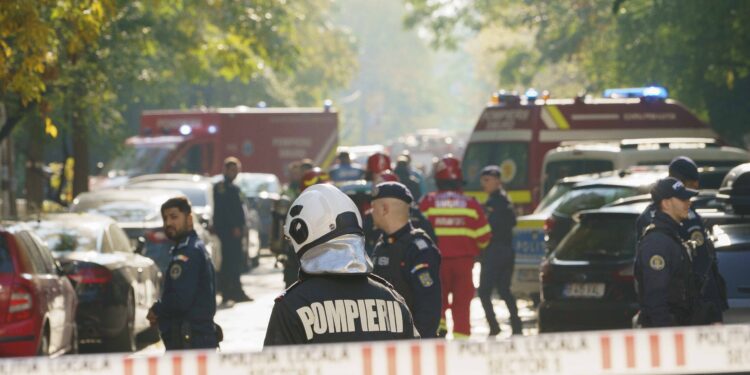 Explozia din Rahova: „Nu sunt indicii că evenimentul a fost generat de material exploziv. Cauzele deflagraţiei nu au fost încă stabilite” – insistă procurorii