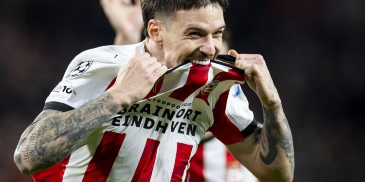 PSV, mesaj de trei cuvinte după ce Dennis Man a înscris două goluri împotriva lui Napoli în UCL