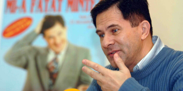 Doru Octavian Dumitru trece prin „momente dificile de sănătate”, anunță familia acestuia / Artistul, dus de urgență la spital