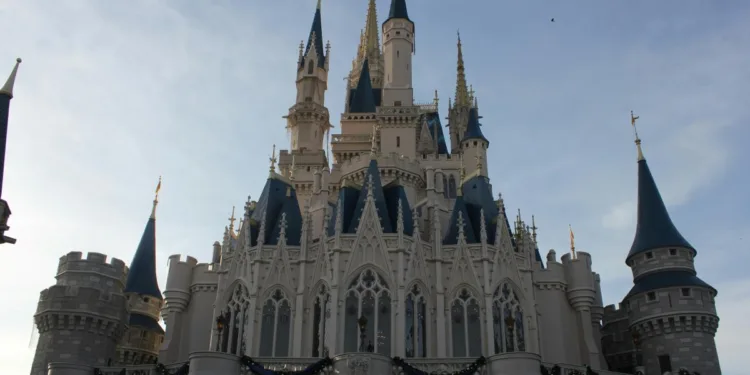 Tragedie la Disney World: Un oaspete a murit misterios în timpul vizitei