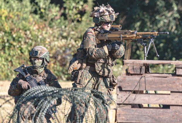 Scene de neînțeles la un exercițiu al Bundeswehrului. Polițiștii au început să tragă asupra soldaților germani care simulau un atac împotriva NATO