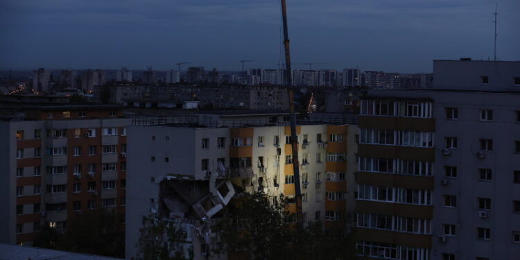 Explozia din Rahova: Distrigaz anunță reluarea treptată a alimentării cu gaze începând de sâmbătă. Care sunt primele blocuri pe listă