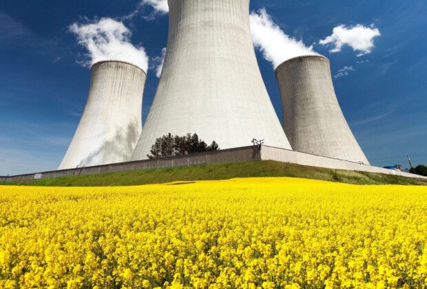 VIDEO Germania renunță la energia nucleară: A demolat turnurile de răcire ale Centralei Nucleare de la Gundremmingen