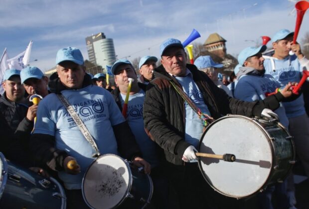 Un nou protest al sindicaliștilor BNS în fața Guvernului, împotriva politicilor fiscale