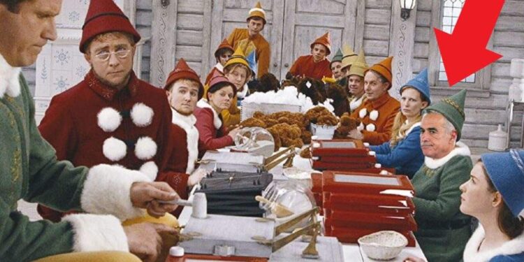 Georgescu vrea iar să plece din ţară! Susţine că e elful Moşului şi e chemat la muncă în Laponia