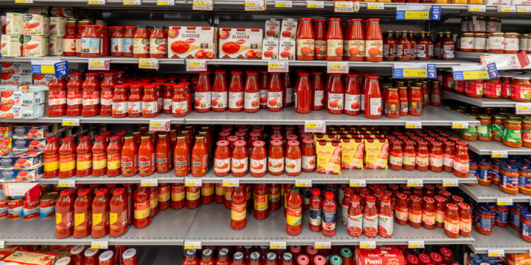 Zeci de tone de bulion, etichetate drept „Made in Italy” dar care veneau din Bulgaria, confiscate la intrarea în Peninsulă