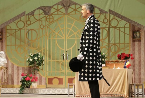 Ce ar spune Caragiale dacă s-ar uita la scena politică de astăzi? Recenzie: O scrisoare pierdută în Regia lui Toma Enache