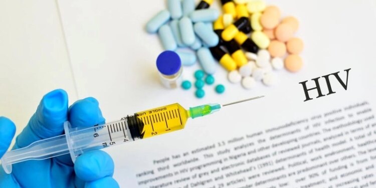 Cât plăteşte statul anual pentru tratamentul pacienţilor infectaţi cu HIV. Un medic explică bugetul