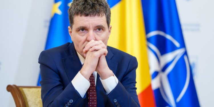 Nicuşor Dan cere depolitizarea pozițiilor de conducere din instituţiile esenţiale, după criza apei. „Eficientizarea este obligatorie”