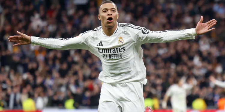 Kylian Mbappe, tot mai aproape de recordul lui Cristiano Ronaldo la Real Madrid