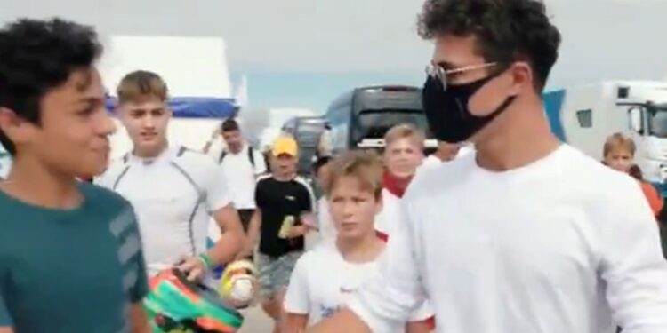 „Ne vedem în 5 ani!” » În 2021 îi făcea o promisiune lui Lando Norris, acum se pregătește pentru debutul în Formula 1!