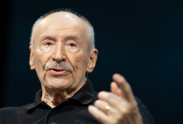 Victor Rebengiuc, premiat de Nicușor Dan. Șeful statului, de părere că „avem nevoie acută de modele”