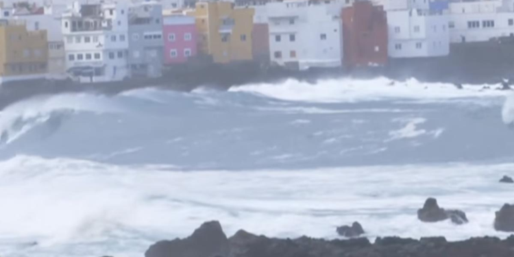 Tragedie în Tenerife, după un val devastator: Doi români au murit. ”Da, el este bărbatul”