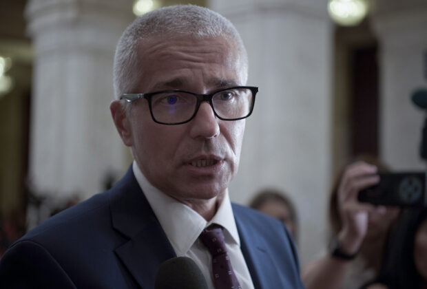 USR îl cheamă pe ministrul Justiției în Parlament după documentarul Recorder. „O țară întreagă a văzut. Mărturii, probe” / Cele șapte teme la care cere explicații